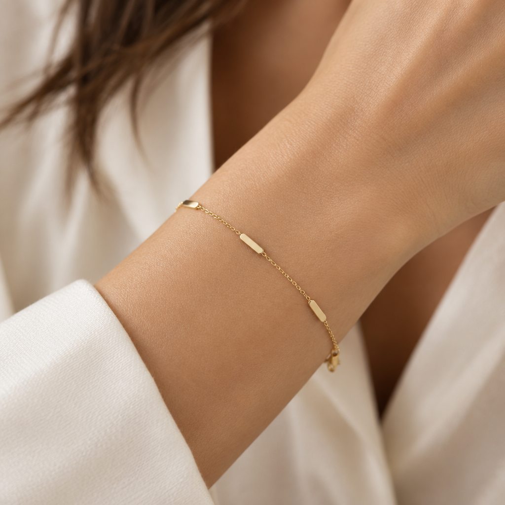 Bar Station Bracelet in 9ct Yellow Gold