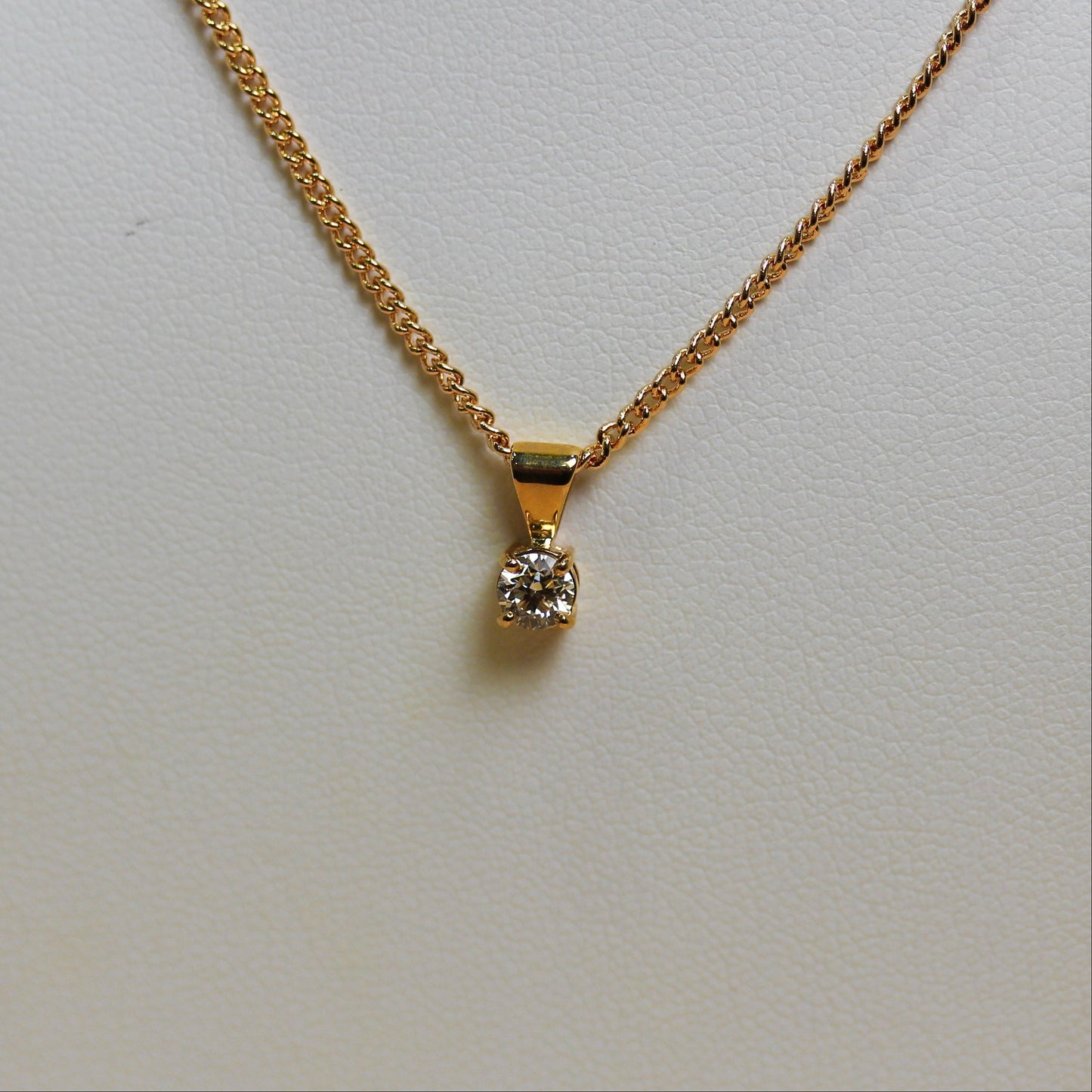 0.26ct Lab Diamond Solitaire Pendant in 9ct Yellow Gold