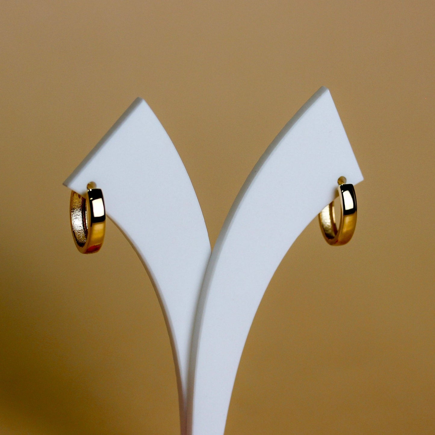 9ct Gold Oval Huggies
