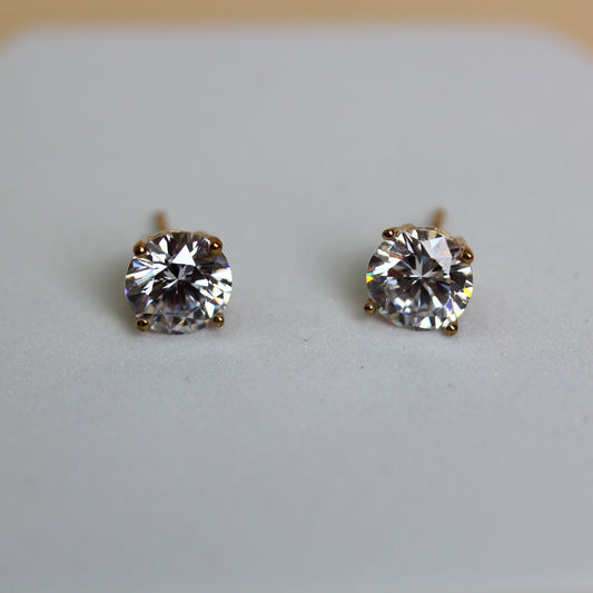 Round Brilliant Diamond Stud Earrings in Four-Claw 9ct Gold Setting