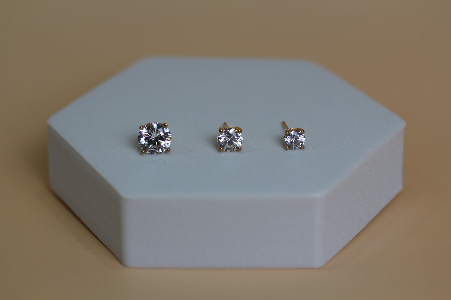 Round Brilliant Diamond Stud Earrings in Four-Claw 9ct Gold Setting