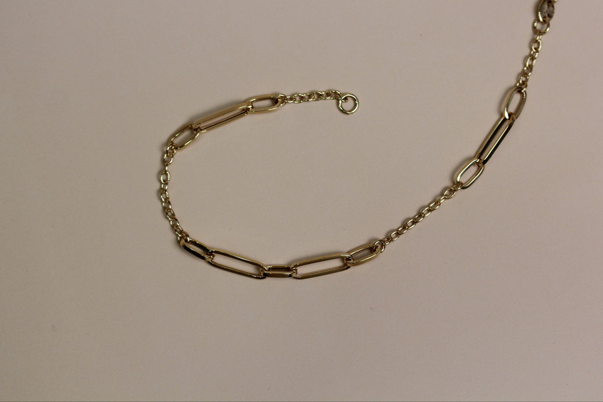 Paperclip Chain Bracelet in 9ct Yellow Gold